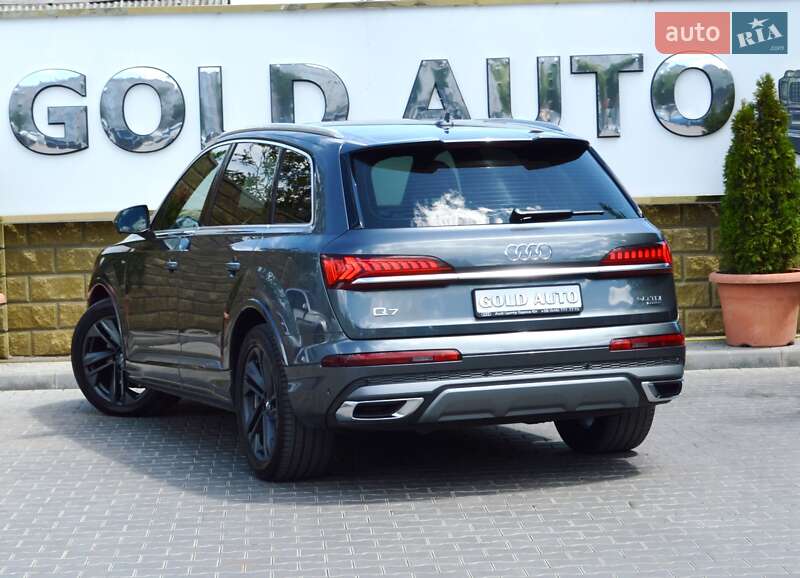 Позашляховик / Кросовер Audi Q7 2020 в Одесі