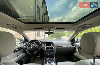 Внедорожник / Кроссовер Audi Q7 2012 в 