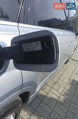 Позашляховик / Кросовер Audi Q7 2019 в 