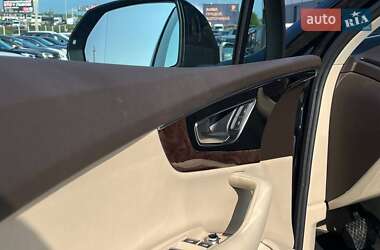 Внедорожник / Кроссовер Audi Q7 2016 в 