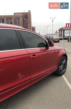 Внедорожник / Кроссовер Audi Q7 2009 в 