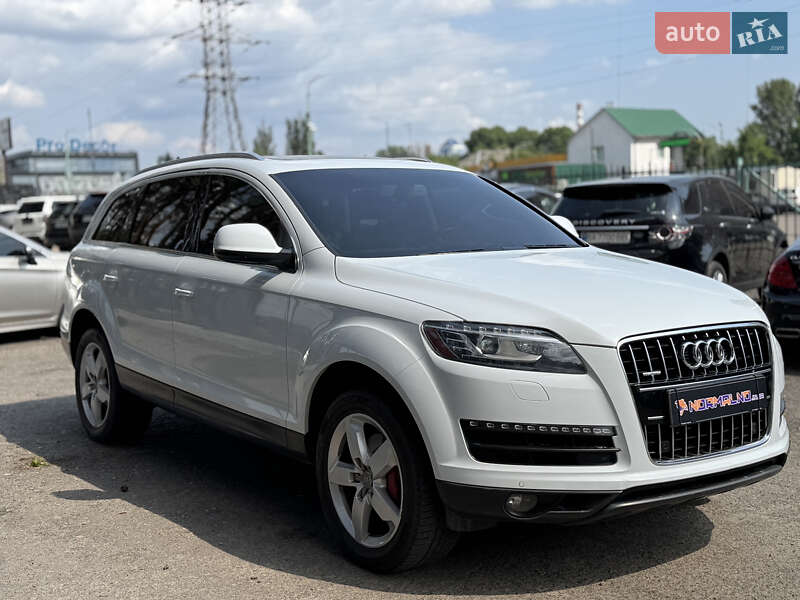 Внедорожник / Кроссовер Audi Q7 2012 в Киеве