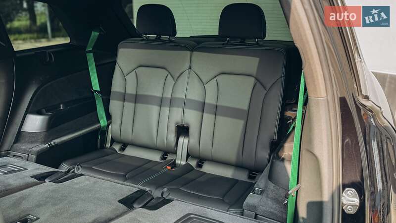Внедорожник / Кроссовер Audi Q7 2020 в Хмельницком