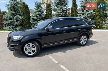 Внедорожник / Кроссовер Audi Q7 2011 в 