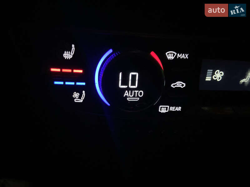 Позашляховик / Кросовер Audi Q7 2016 в Дрогобичі