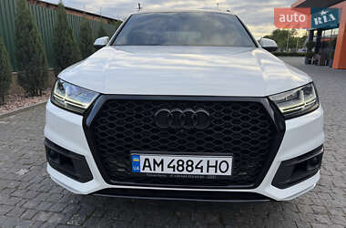 Внедорожник / Кроссовер Audi Q7 2016 в 
