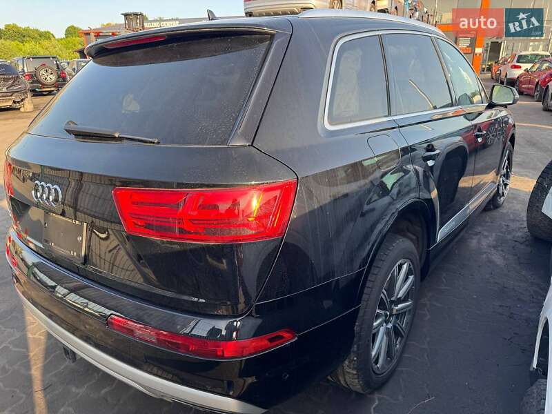 Внедорожник / Кроссовер Audi Q7 2018 в Львове