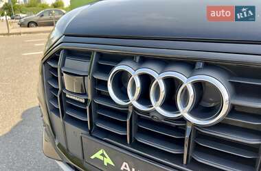 Внедорожник / Кроссовер Audi Q7 2020 в 
