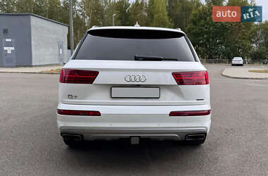Внедорожник / Кроссовер Audi Q7 2018 в 