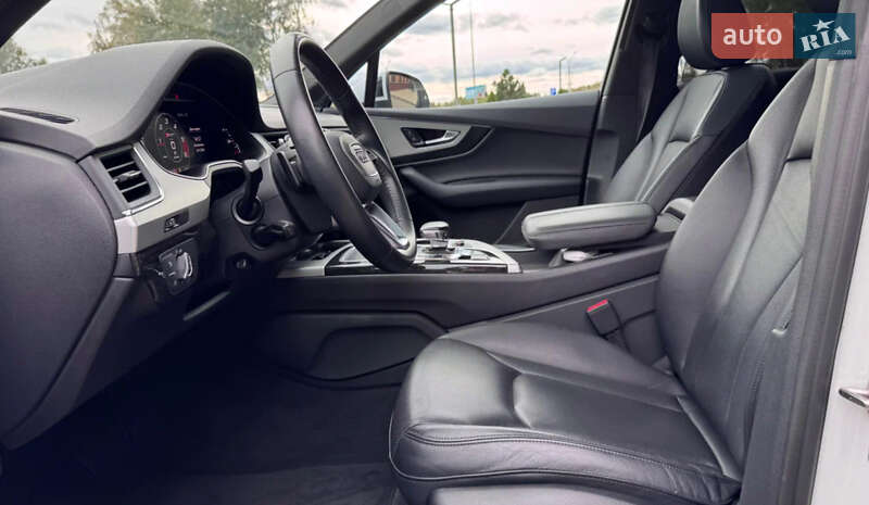 Внедорожник / Кроссовер Audi Q7 2018 в Одессе