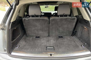 Внедорожник / Кроссовер Audi Q7 2013 в 