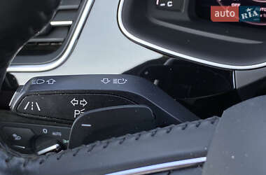 Внедорожник / Кроссовер Audi Q7 2017 в 