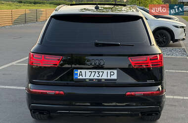Внедорожник / Кроссовер Audi Q7 2015 в 