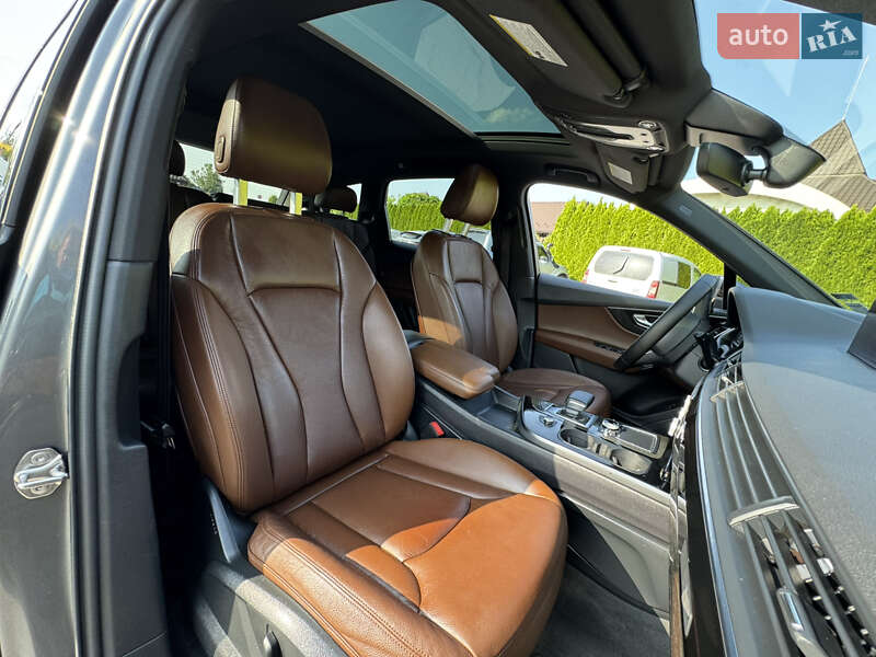 Внедорожник / Кроссовер Audi Q7 2017 в Стрые