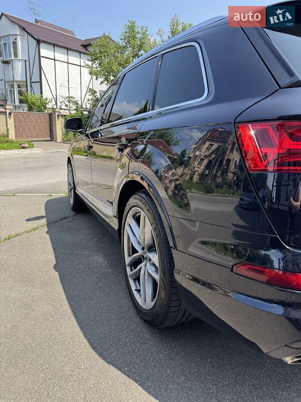 Внедорожник / Кроссовер Audi Q7 2015 в Киеве фото 5 Внедорожник / Кроссовер Audi Q7 2015 в Киеве