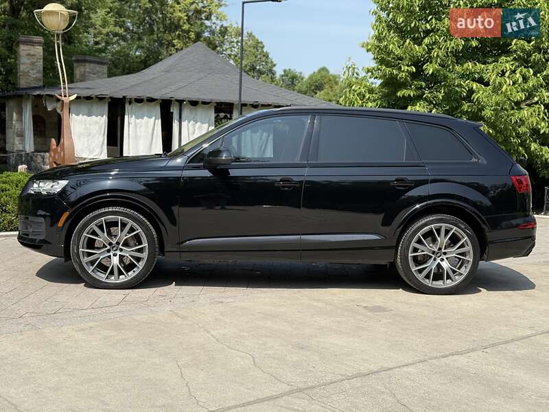 Внедорожник / Кроссовер Audi Q7 2018 в Жовкве