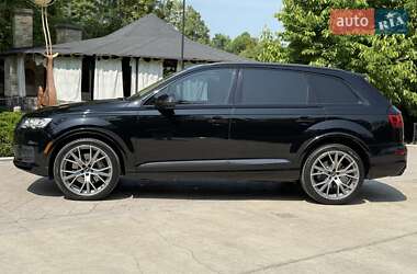 Внедорожник / Кроссовер Audi Q7 2018 в 