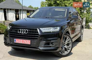 Внедорожник / Кроссовер Audi Q7 2018 в 