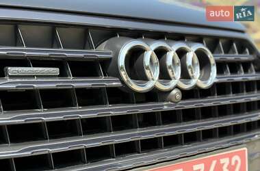 Внедорожник / Кроссовер Audi Q7 2018 в 