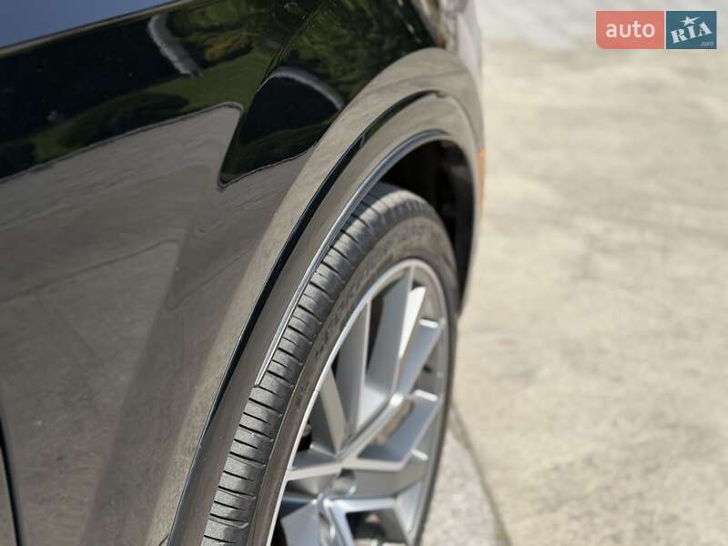 Внедорожник / Кроссовер Audi Q7 2018 в Жовкве
