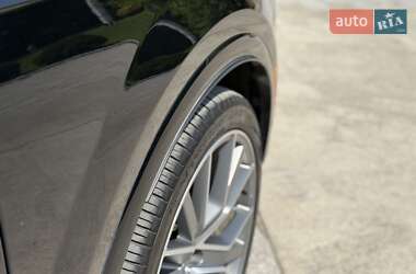 Внедорожник / Кроссовер Audi Q7 2018 в 