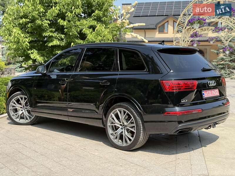 Внедорожник / Кроссовер Audi Q7 2018 в Жовкве