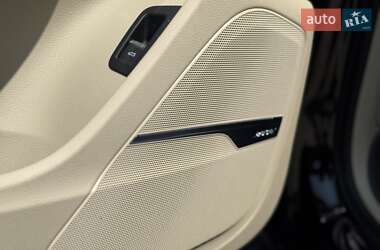 Внедорожник / Кроссовер Audi Q7 2018 в 