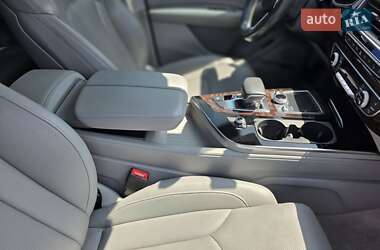 Внедорожник / Кроссовер Audi Q7 2019 в 