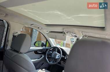 Внедорожник / Кроссовер Audi Q7 2019 в 