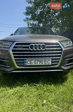 Позашляховик / Кросовер Audi Q7 2017 в Чернівцях