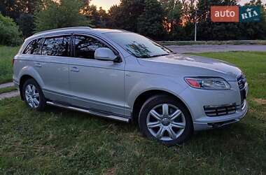 Внедорожник / Кроссовер Audi Q7 2008 в 