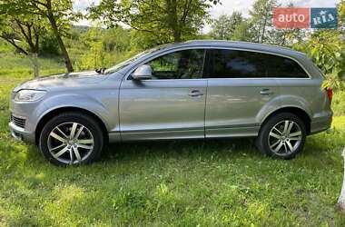 Позашляховик / Кросовер Audi Q7 2007 в 