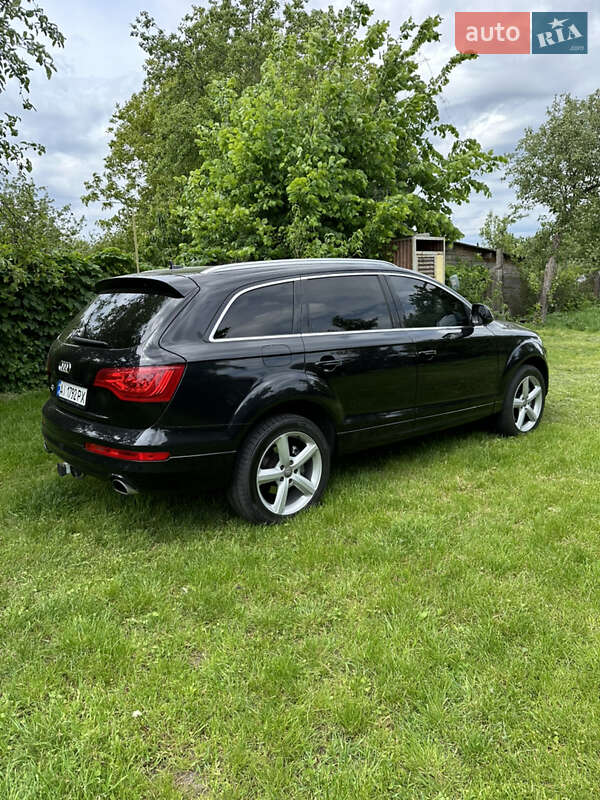 Внедорожник / Кроссовер Audi Q7 2013 в Киеве