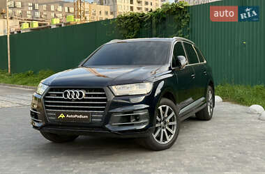 Позашляховик / Кросовер Audi Q7 2017 в Києві
