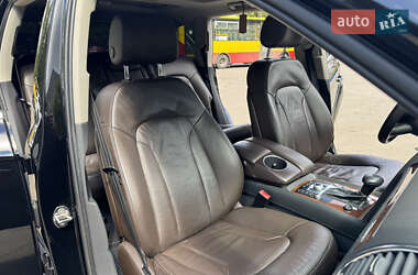 Внедорожник / Кроссовер Audi Q7 2014 в 
