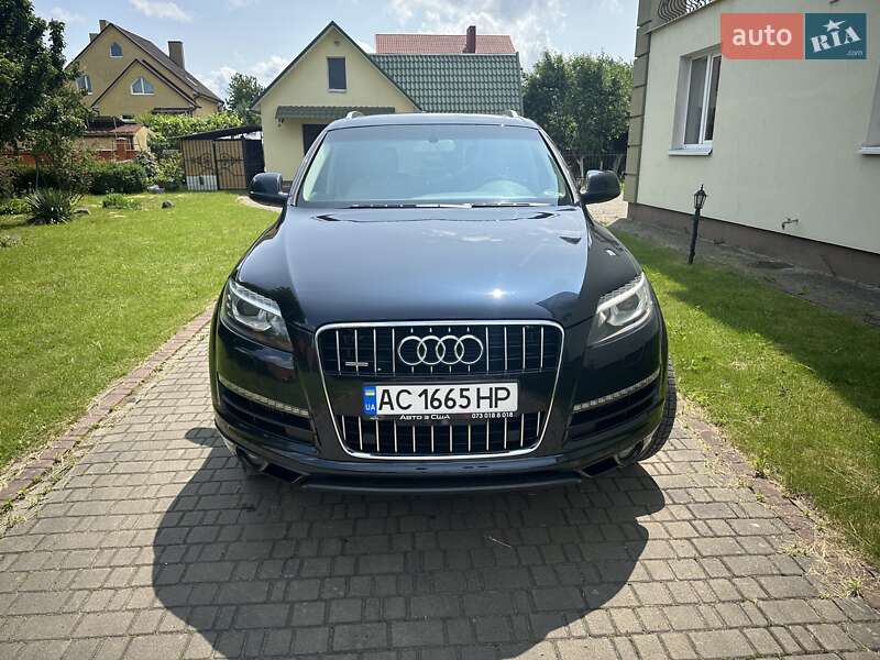 Позашляховик / Кросовер Audi Q7 2012 в Луцьку