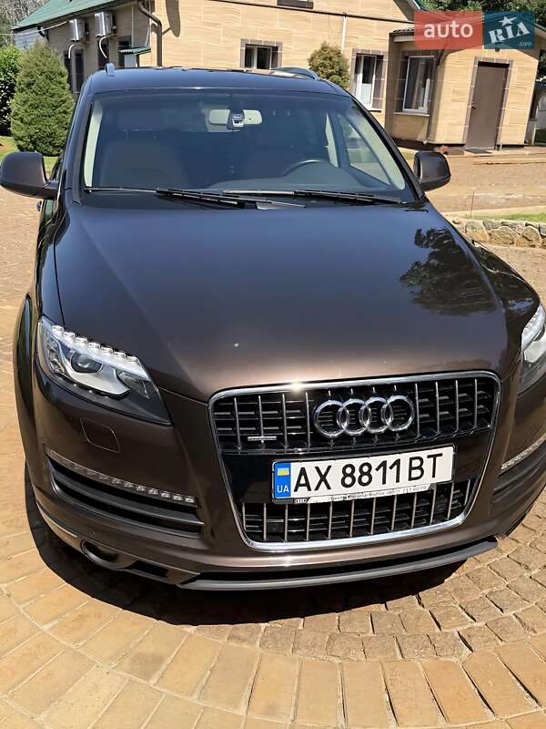 Audi Q7 2014