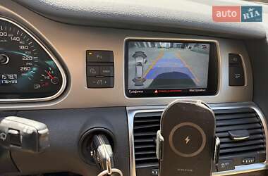 Внедорожник / Кроссовер Audi Q7 2014 в 