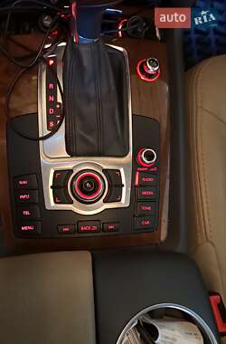 Внедорожник / Кроссовер Audi Q7 2014 в 
