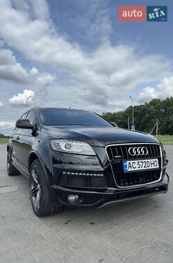 Позашляховик / Кросовер Audi Q7 2013 в 