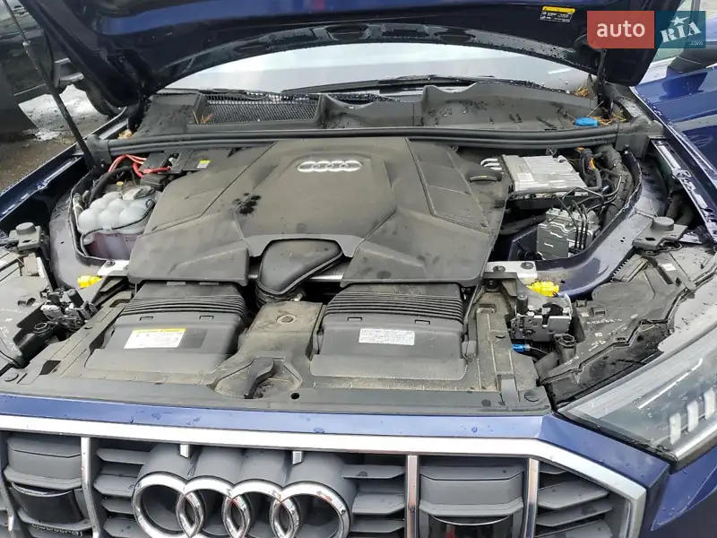 Внедорожник / Кроссовер Audi Q7 2023 в 