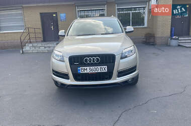 Внедорожник / Кроссовер Audi Q7 2012 в 