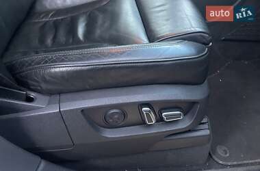 Позашляховик / Кросовер Audi Q7 2012 в 