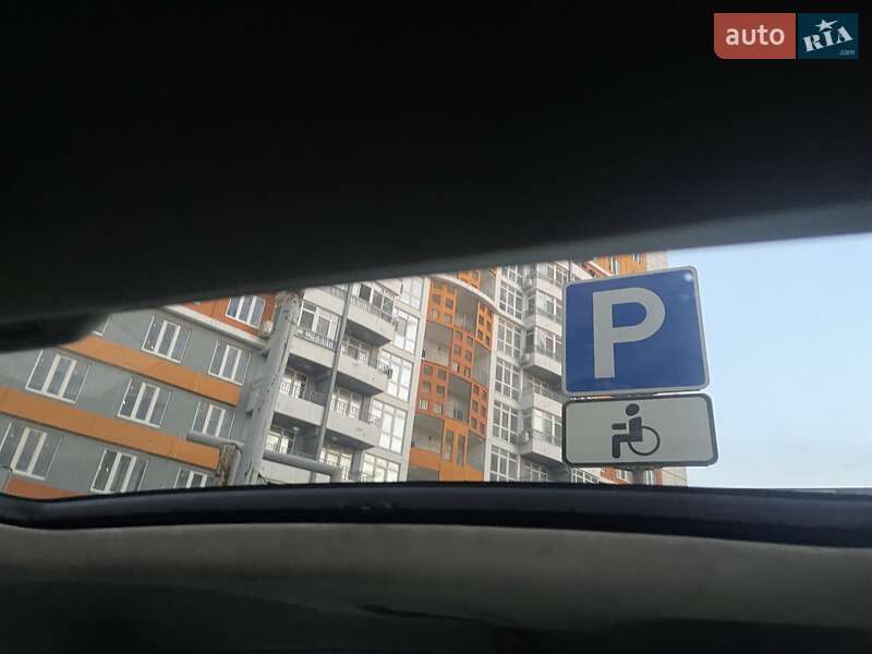 Позашляховик / Кросовер Audi Q7 2012 в Одесі