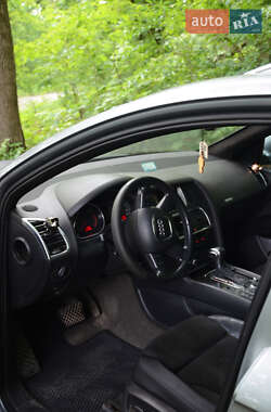 Позашляховик / Кросовер Audi Q7 2006 в 