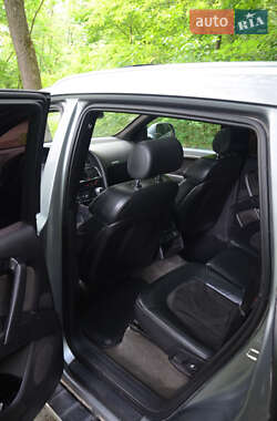 Позашляховик / Кросовер Audi Q7 2006 в 
