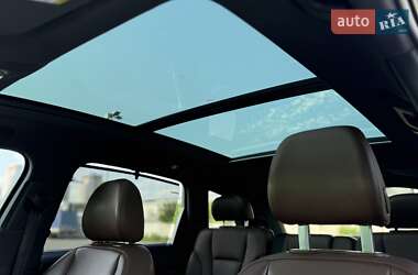 Внедорожник / Кроссовер Audi Q7 2017 в 