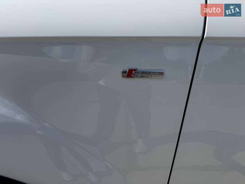 Внедорожник / Кроссовер Audi Q7 2012 в Киеве