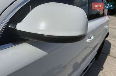 Внедорожник / Кроссовер Audi Q7 2012 в 