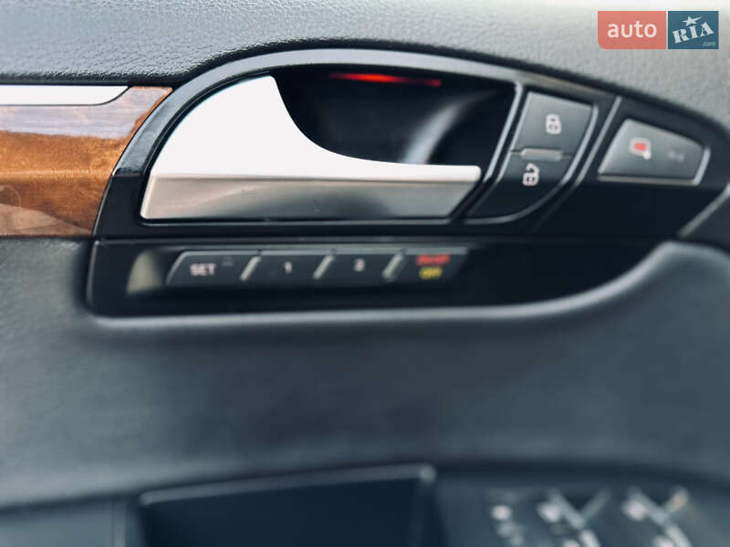 Внедорожник / Кроссовер Audi Q7 2015 в Нижней Апше